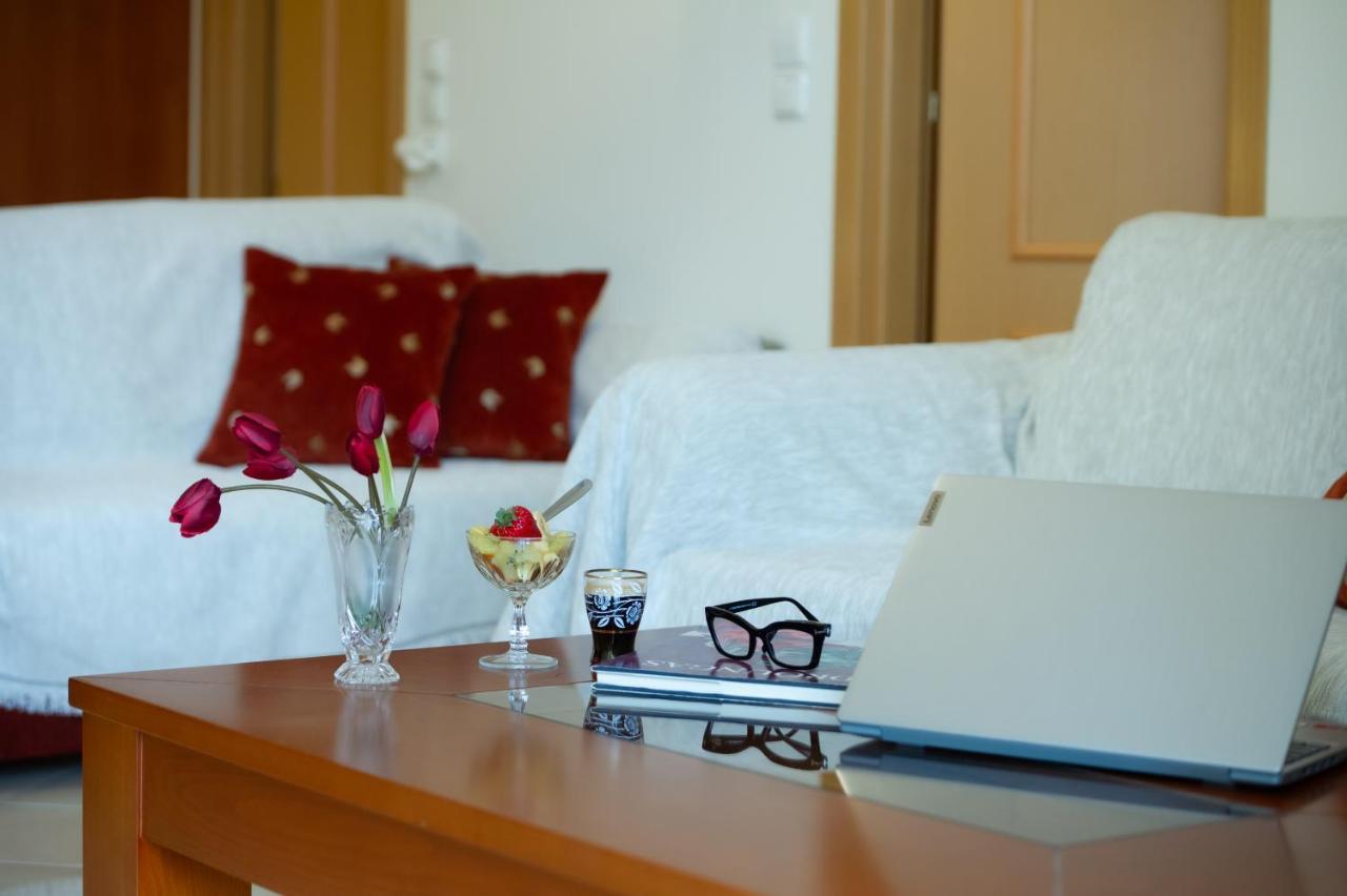 At Aqua Apartment Kallithea アテネ エクステリア 写真